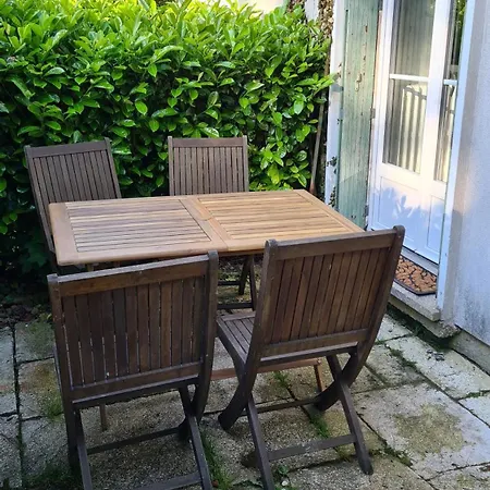 La Taniere * Gueures